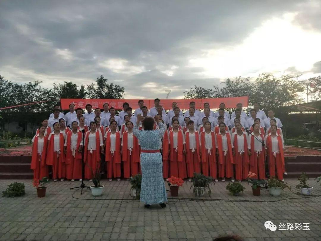 《与君歌》中，玉娘既温柔又优雅，珖王为什么不迎娶她回家？游戏画面
